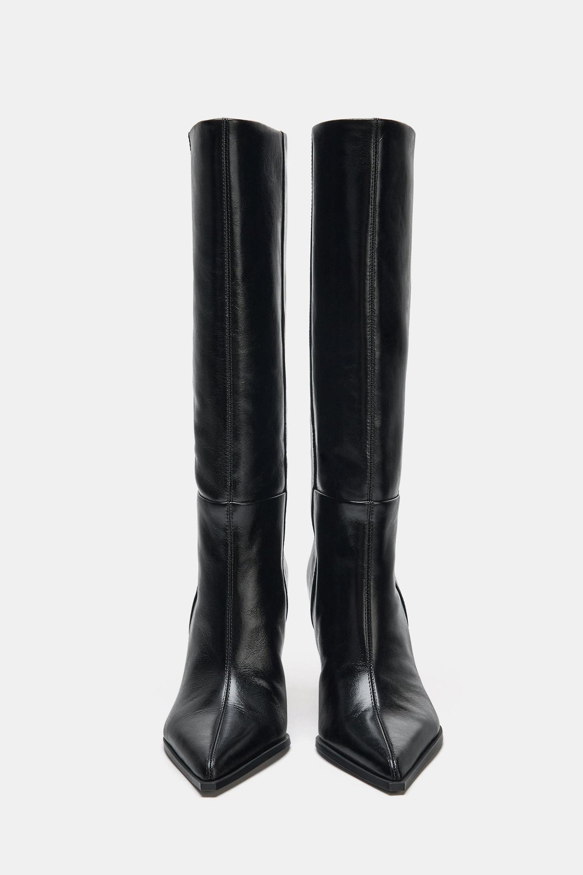 BOTTES À TALONS EN CUIR